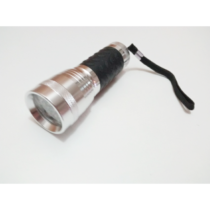 Sans Marque Mini Lampe Torche ultra lumineuse en alliage d'aluminium -  Zoomable - 3 Modes à prix pas cher